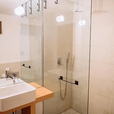Apartment Modern & Luxury Loft - Book Now, *
